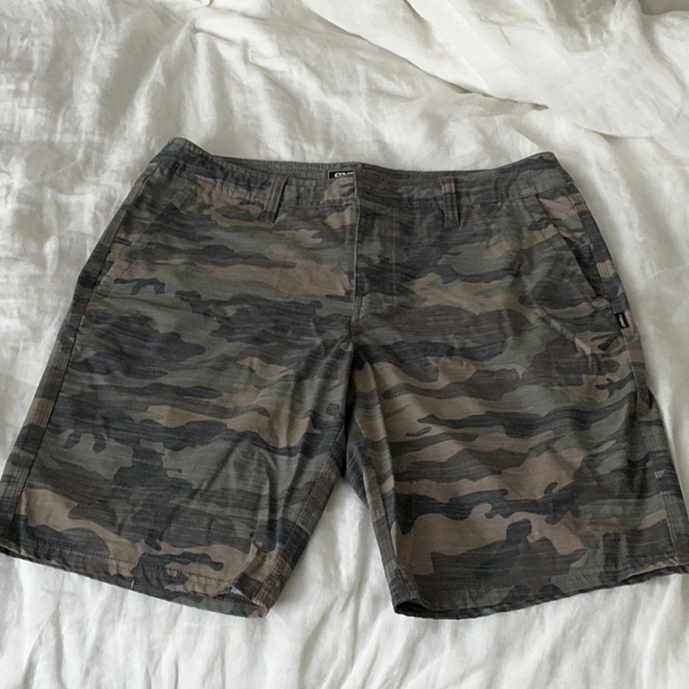 O'Neill Hyperdry Board Shorts cammo size 30